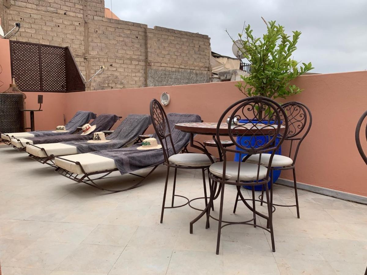 Riad Le Patio Romantique Marrakesh Exterior foto